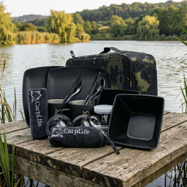 CarpLife Eclipse Camo Dinner Set – 2 Person – AUTO DRAW